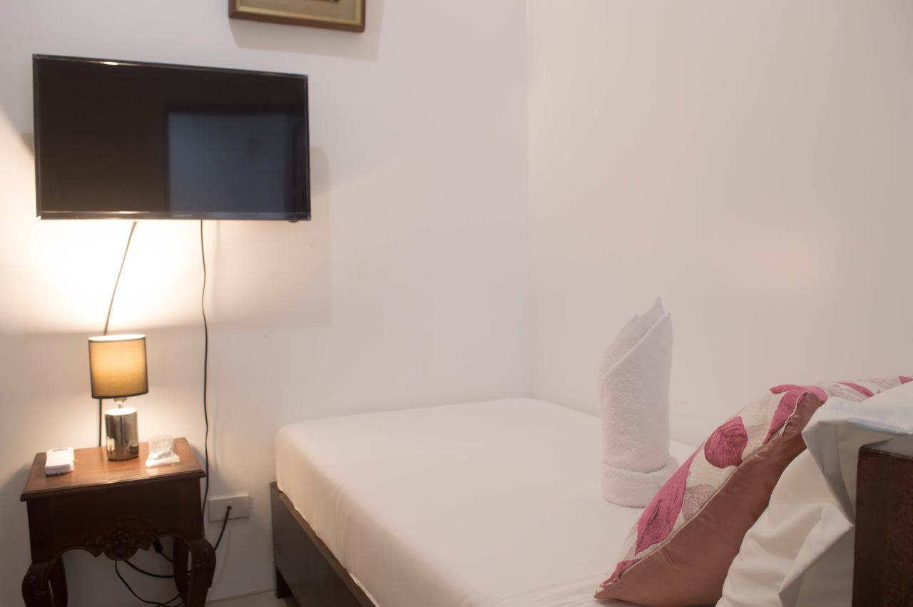 プエルト・プリンセサ Abeth'S Haven Bed & Breakfast エクステリア 写真